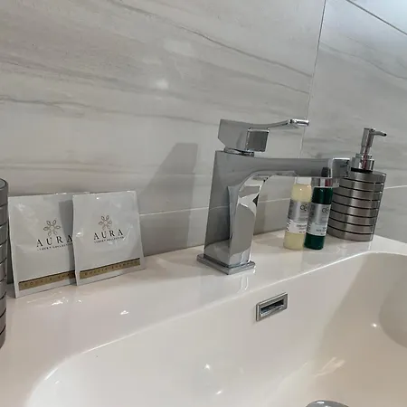 Prestige *luxury & לינה וארוחת בוקר מונטג'ורדאנו