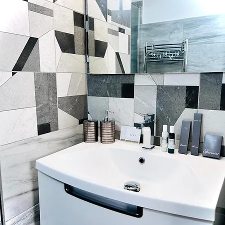 Prestige *luxury & Montegiordano