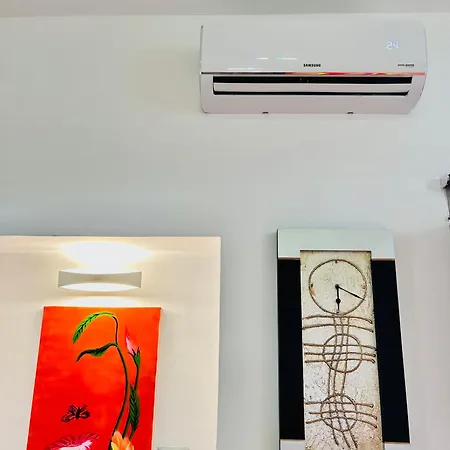 לינה וארוחת בוקר Prestige *luxury & מונטג'ורדאנו